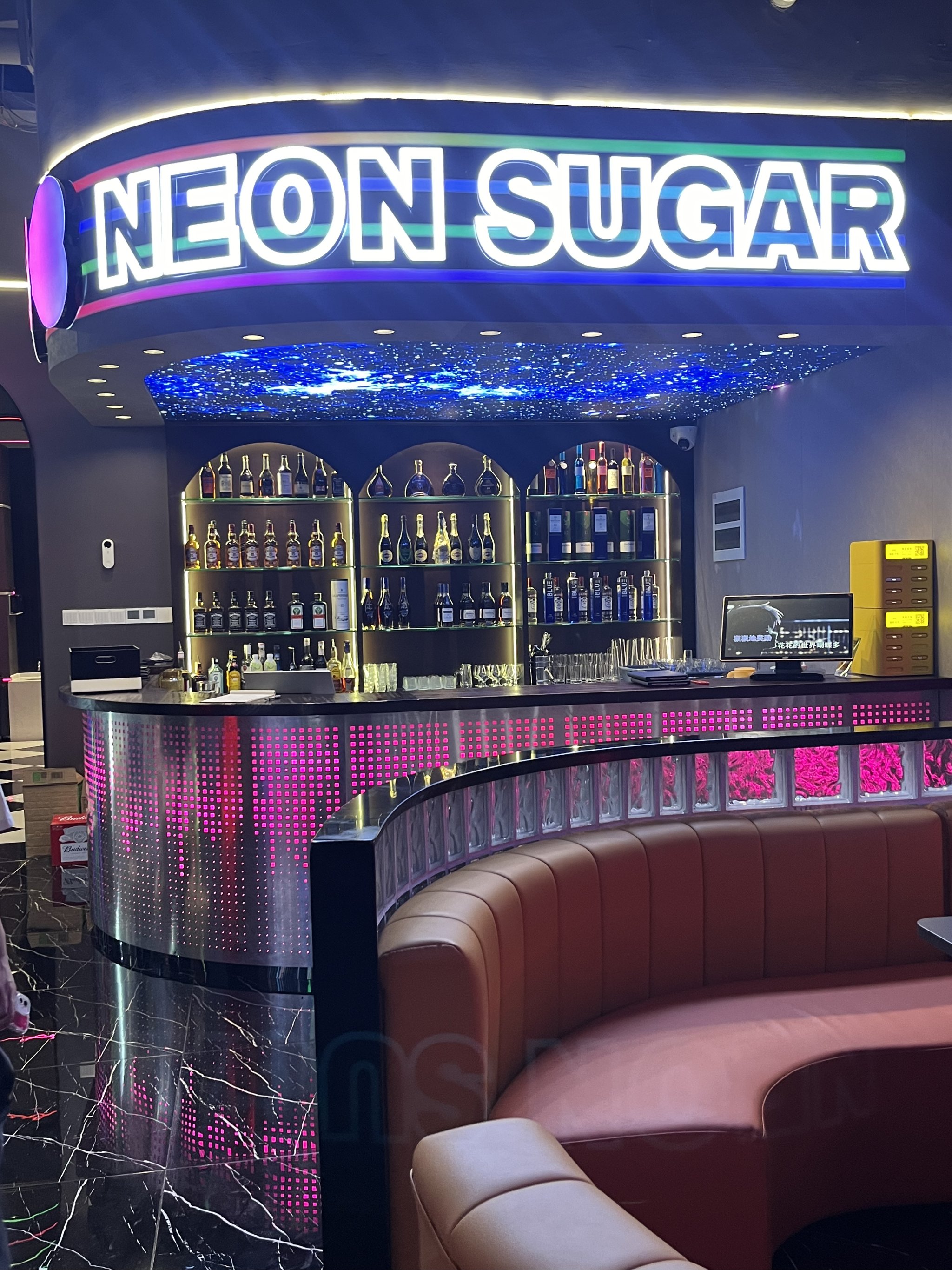 丹东商务KTV攻略：玩转商务KTV必知技巧-振兴区KTV团购